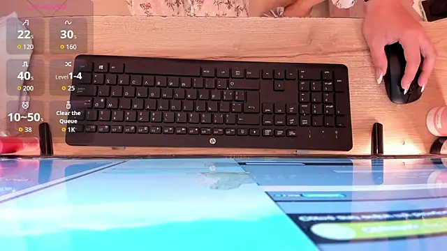 marien thomson  online show from 15, 11, 2025