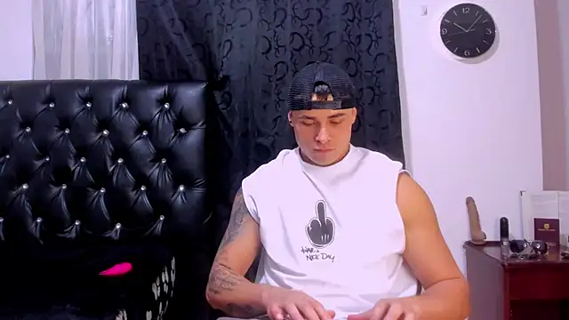 connorsmiith 26 online show from 27, 12, 2024