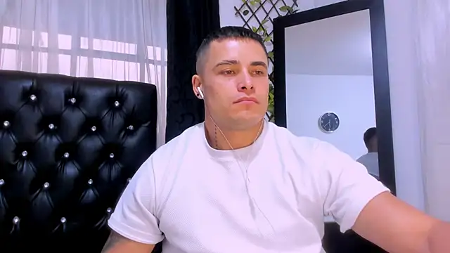 connorsmiith 26 online show from 5, 2, 2025