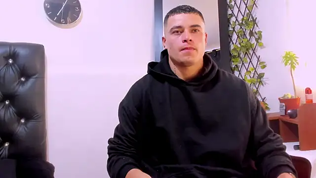 connorsmiith 26 online show from 21, 1, 2025