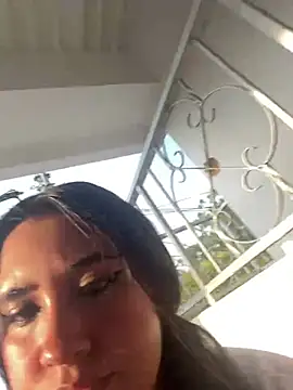 melyescobar online show from 25, 2, 2025