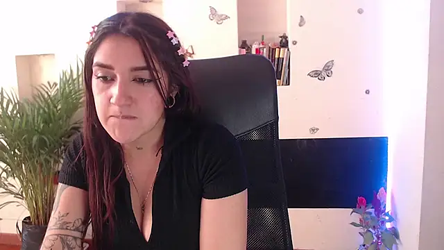 Lia-mitch online show from 17, 3, 2025