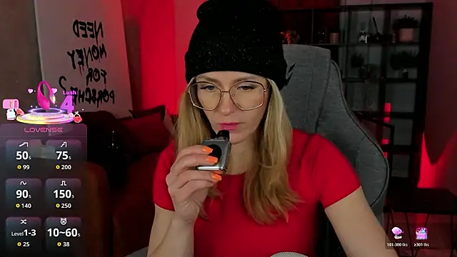 LadyIzabel online show from 2, 2, 2026