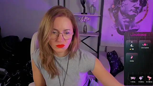 LadyIzabel online show from 28, 10, 2025