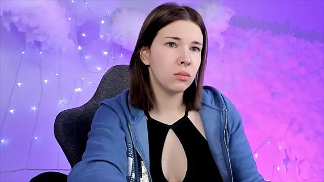 AliceSunday online show from 8, 2, 2025