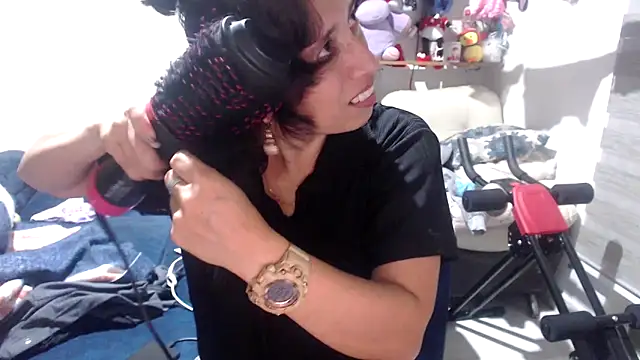 Snapshot of sexy_mary_69 chatting on 3, 10, 2025 sexy mary 69 online show from 3, 10, 2025