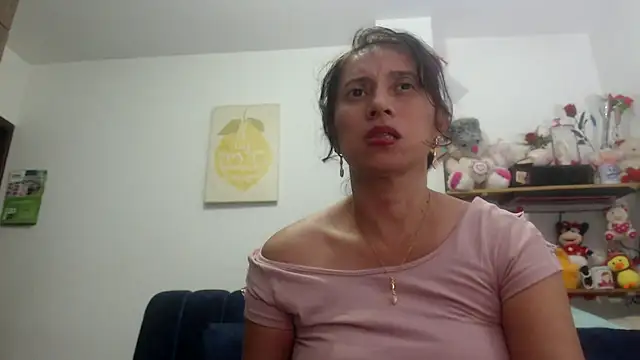 Snapshot of sexy_mary_69 chatting on 10, 9, 2025 sexy mary 69 online show from 10, 9, 2025