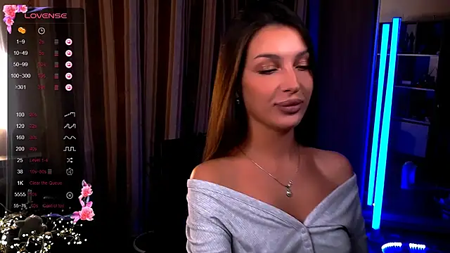 Laura Bess online show from 8, 11, 2025