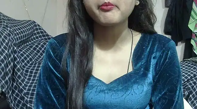 Snapshot of Aayesha chatting on 5, 12, 2024 Aayesha online show from 5, 12, 2024