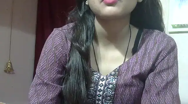 Snapshot of Aayesha chatting on 19, 3, 2025 Aayesha online show from 19, 3, 2025