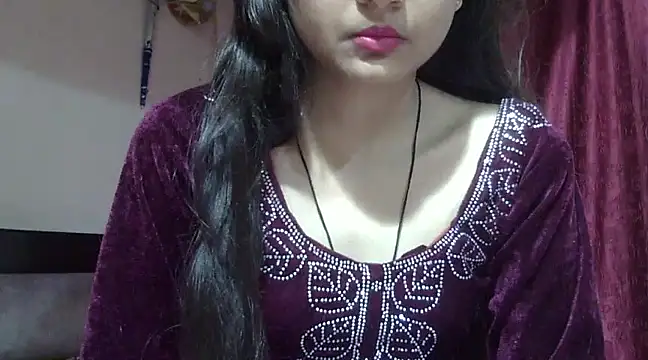 Snapshot of Aayesha chatting on 8, 3, 2025 Aayesha online show from 8, 3, 2025