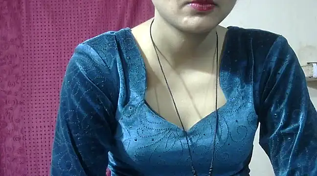 Snapshot of Aayesha chatting on 5, 12, 2024 Aayesha online show from 5, 12, 2024