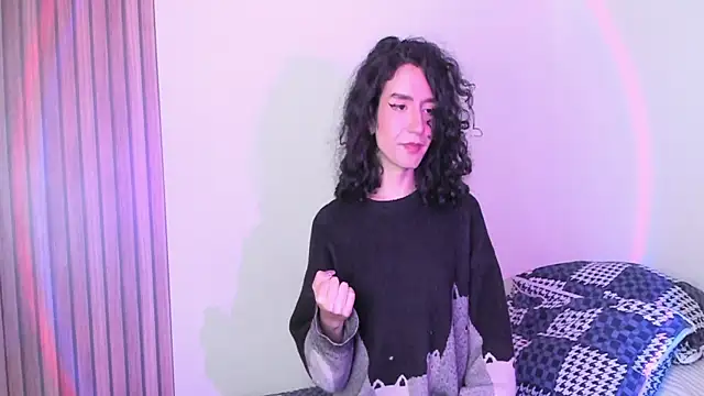 Snapshot of Angellike_doll chatting on 9, 5, 2026 Angellike doll online show from 9, 5, 2026