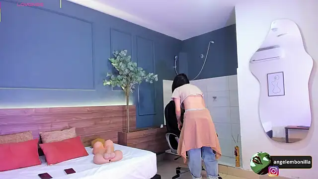 megan morgan01 online show from 14, 11, 2025