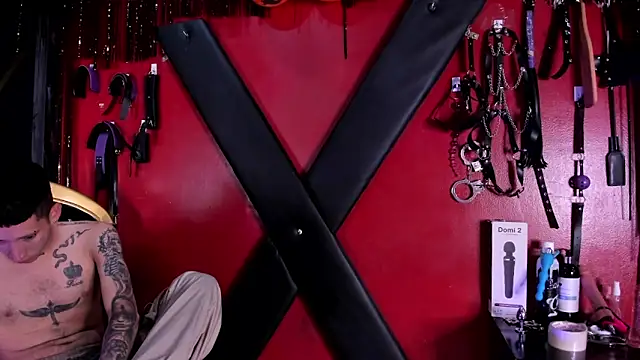 Snapshot of alexa_n_alex chatting on 14, 10, 2025 alexa n alex online show from 14, 10, 2025