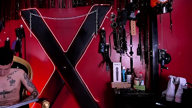 Snapshot of alexa_n_alex chatting on 18, 11, 2025 alexa n alex online show from 18, 11, 2025