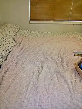 Snapshot of lilylove27 chatting on 19, 10, 2025 lilylove27 online show from 19, 10, 2025