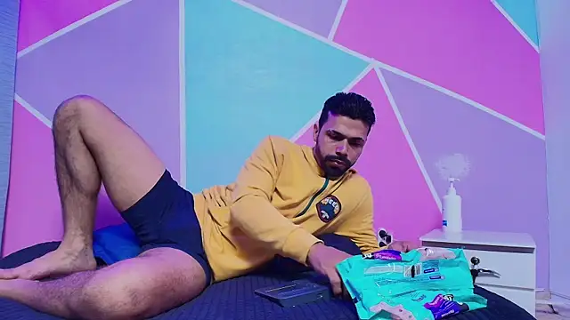 max ashley mds online show from 16, 4, 2026