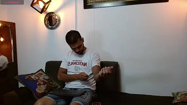 Snapshot of max_ashley_mds chatting on 10, 10, 2025 max ashley mds online show from 10, 10, 2025