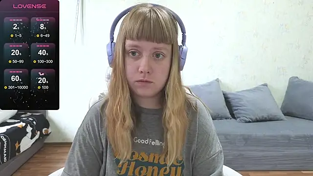 Snapshot of June_shy0 chatting on 6, 6, 2026 June shy0 online show from 6, 6, 2026