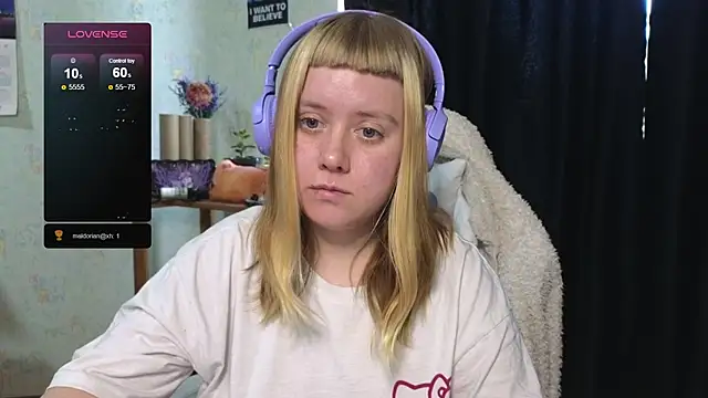 June shy0 online show from 18, 10, 2025