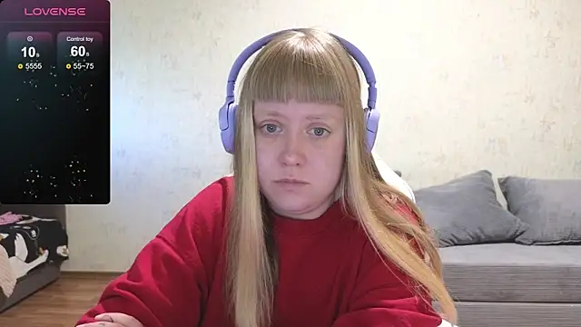 Snapshot of June_shy0 chatting on 6, 5, 2026 June shy0 online show from 6, 5, 2026