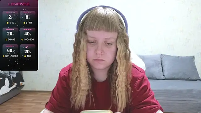 Snapshot of June_shy0 chatting on 19, 5, 2026 June shy0 online show from 19, 5, 2026