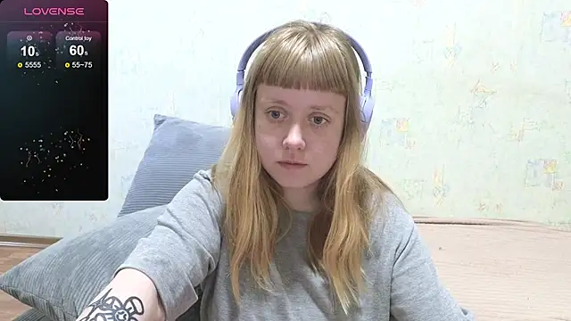 Snapshot of June_shy0 chatting on 10, 6, 2026 June shy0 online show from 10, 6, 2026