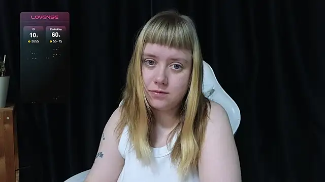 June shy0 online show from 17, 12, 2025