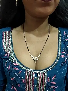 Snapshot of Sharmila-Singh chatting on 21, 7, 2026 Sharmila-Singh online show from 21, 7, 2026