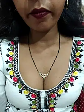 Snapshot of Sharmila-Singh chatting on 17, 7, 2026 Sharmila-Singh online show from 17, 7, 2026