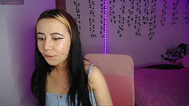 Snapshot of Sunset_pink chatting on 18, 12, 2024 Sunset pink online show from 18, 12, 2024