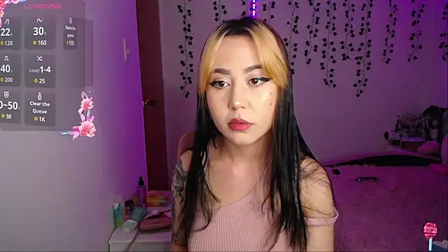 Snapshot of Sunset_pink chatting on 17, 12, 2024 Sunset pink online show from 17, 12, 2024