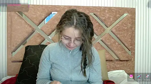 Snapshot of _isaabellaa chatting on 17, 5, 2026 isaabellaa online show from 17, 5, 2026