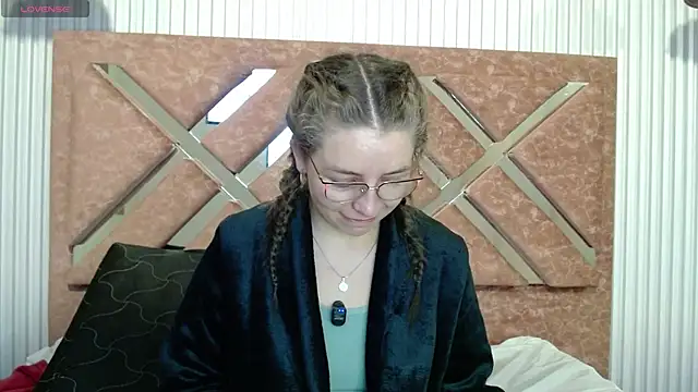 Snapshot of _isaabellaa chatting on 23, 5, 2026 isaabellaa online show from 23, 5, 2026