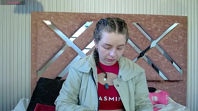 Snapshot of _isaabellaa chatting on 3, 5, 2026 isaabellaa online show from 3, 5, 2026