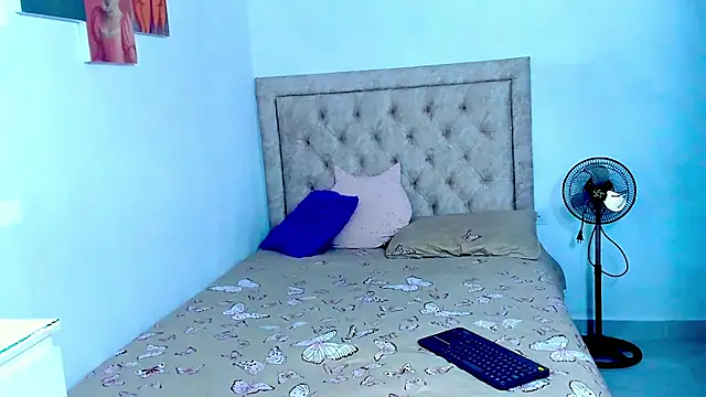 Criss Ariana online show from 8, 1, 2026