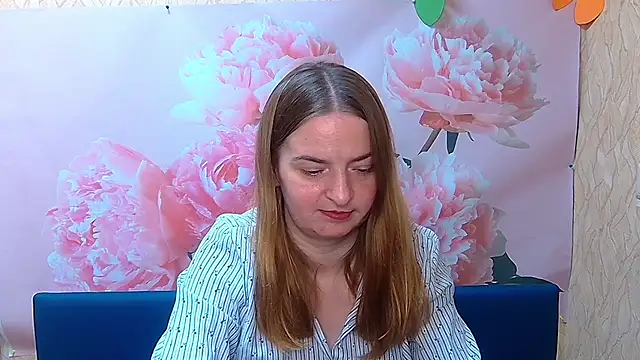 Snapshot of FreyaDak chatting on 18, 9, 2025 FreyaDak online show from 18, 9, 2025