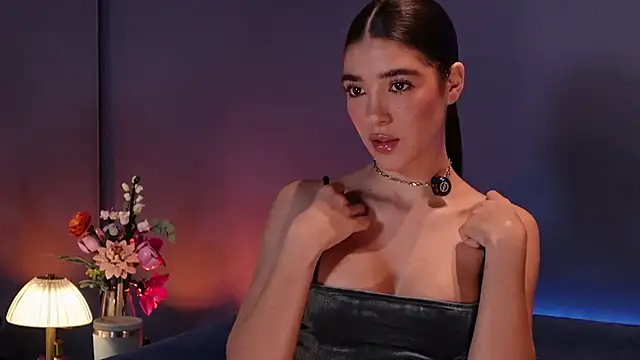 Olivia Collins1 online show from 17, 6, 2026