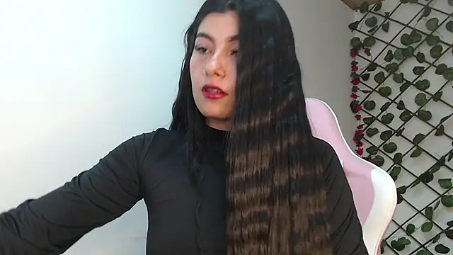 MissSalome online show from 1, 1, 2025