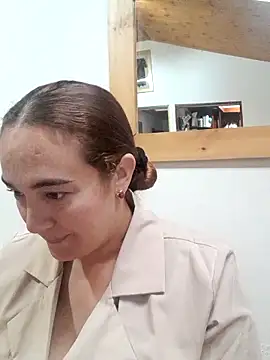 skayhot  online show from 10, 2, 2026