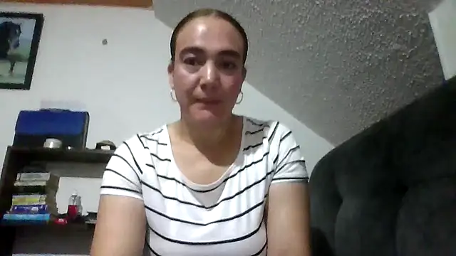 Snapshot of skayhot_ chatting on 15, 5, 2026 skayhot online show from 15, 5, 2026