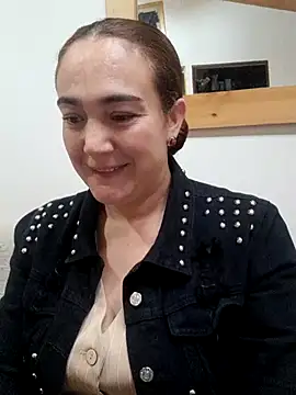 skayhot  online show from 9, 2, 2026