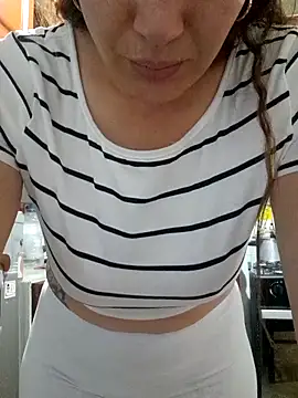 skayhot  online show from 14, 2, 2026