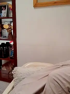 skayhot  online show from 13, 11, 2025