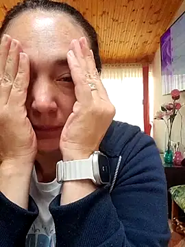 skayhot  online show from 11, 11, 2025