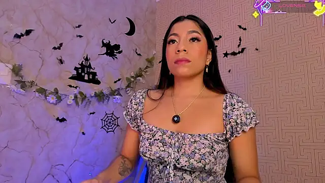 Snapshot of Mia_Gothzx chatting on 12, 11, 2025 Mia Gothzx online show from 12, 11, 2025