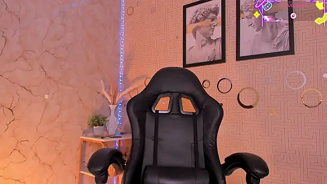 Mia Gothzx online show from 14, 4, 2026