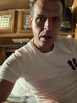 Dreagon79 online show from 5, 10, 2025