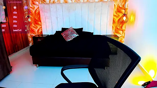 miichael black online show from 11, 7, 2026